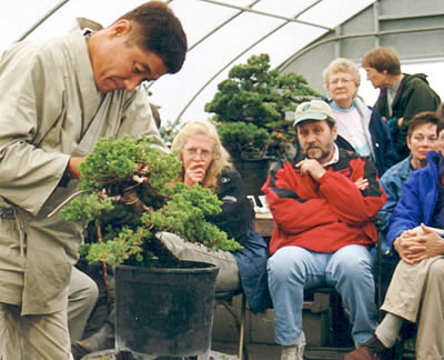 Kenji Miyata doing a demonstration